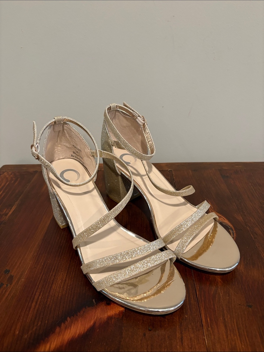 Journee Collection Bella Block Heel Dress Shoes Size 7